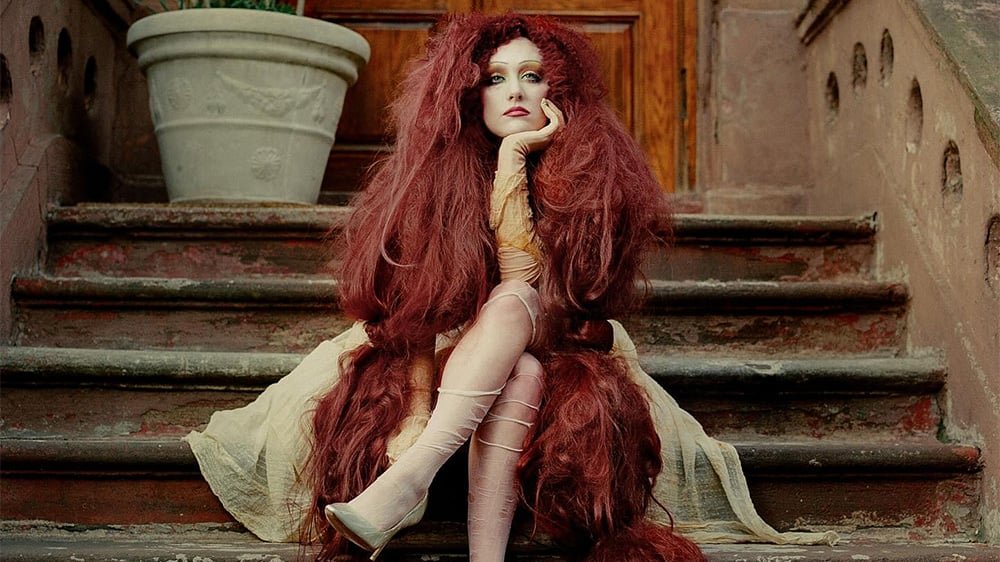 Chappell Roan Hair Guide For Vibrant Iconic Styles